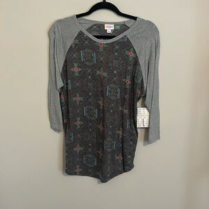 L LuLaRoe Randy Tee